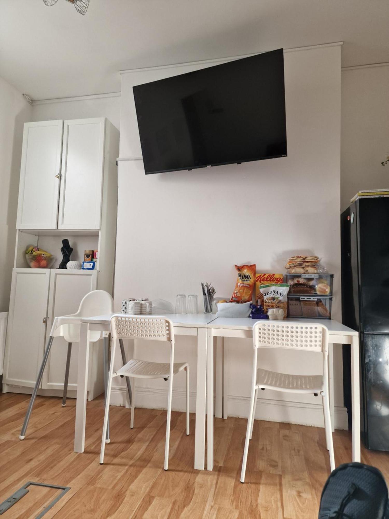 Aunty Katie'S House, Ni Tourist Board Certified & Located On The Main Oldpark Road To Belfast, With Free Continental Breakfast & Free Ultra Fast Sky Internet, Free Sky Sports & Free Sky Cinema, Self-Check In After 10Pm Gmt Vandrarhem Exteriör bild
