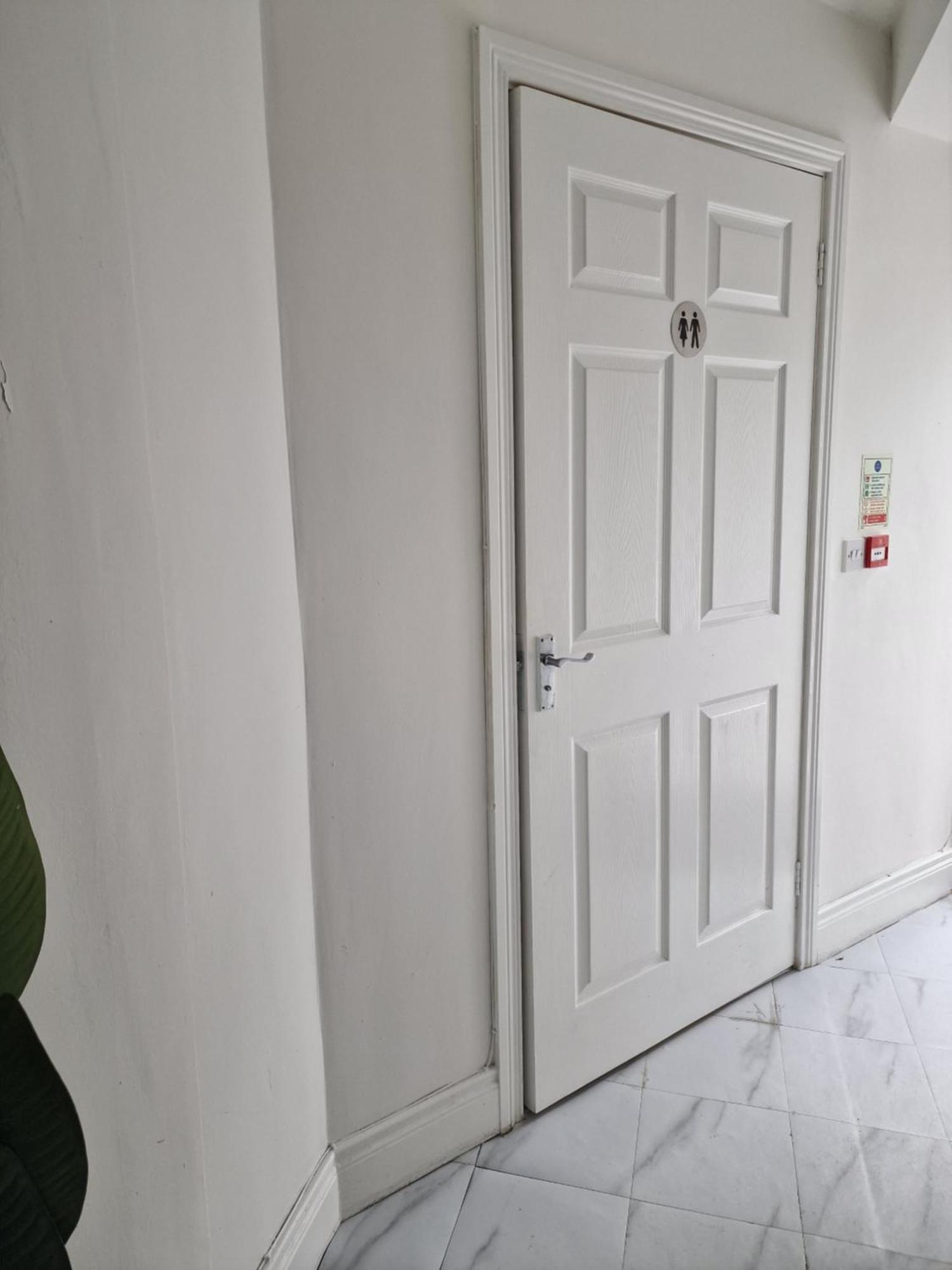 Aunty Katie'S House, Ni Tourist Board Certified & Located On The Main Oldpark Road To Belfast, With Free Continental Breakfast & Free Ultra Fast Sky Internet, Free Sky Sports & Free Sky Cinema, Self-Check In After 10Pm Gmt Vandrarhem Exteriör bild