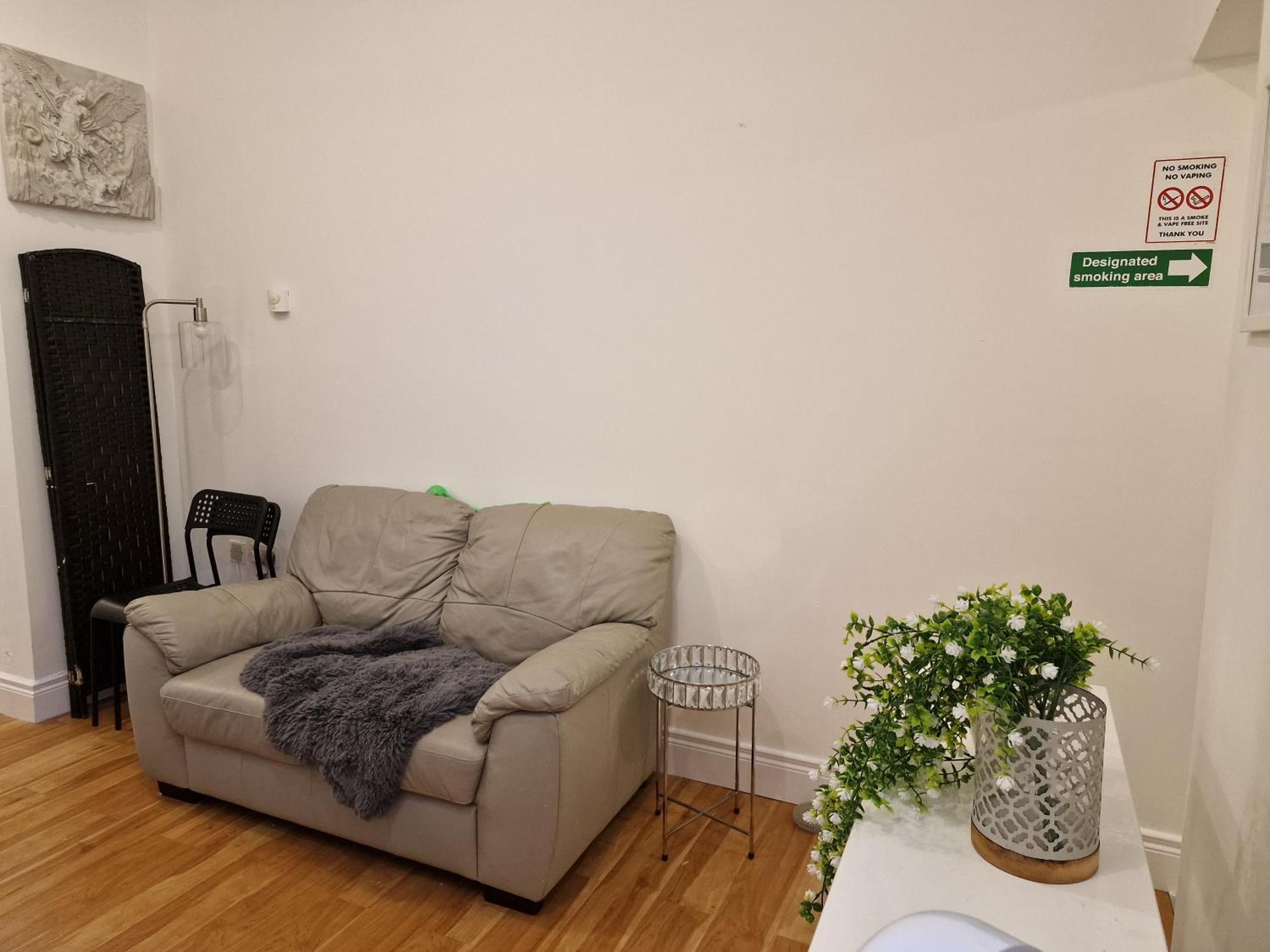 Aunty Katie'S House, Ni Tourist Board Certified & Located On The Main Oldpark Road To Belfast, With Free Continental Breakfast & Free Ultra Fast Sky Internet, Free Sky Sports & Free Sky Cinema, Self-Check In After 10Pm Gmt Vandrarhem Exteriör bild