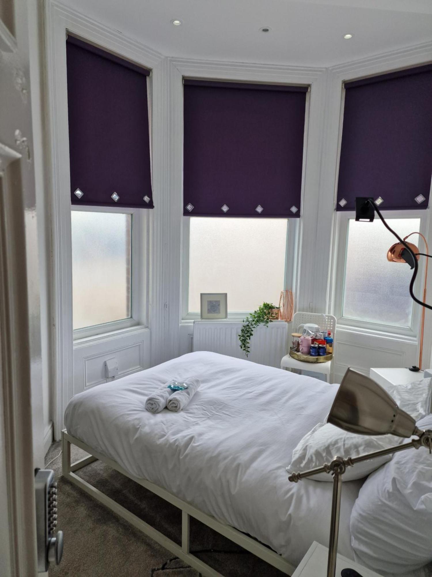 Aunty Katie'S House, Ni Tourist Board Certified & Located On The Main Oldpark Road To Belfast, With Free Continental Breakfast & Free Ultra Fast Sky Internet, Free Sky Sports & Free Sky Cinema, Self-Check In After 10Pm Gmt Vandrarhem Exteriör bild